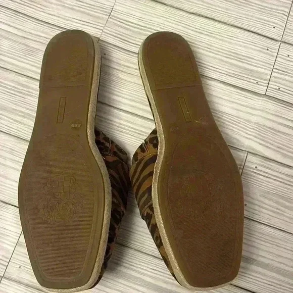 Vince Camuto Jinannie Mules - Picture 3 of 4